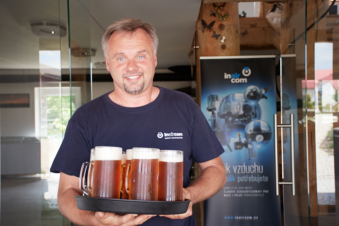 Hospod&aacute;řsk&yacute; dvůr Bohuslavice &ndash; setk&aacute;n&iacute; s partnery Inaircom